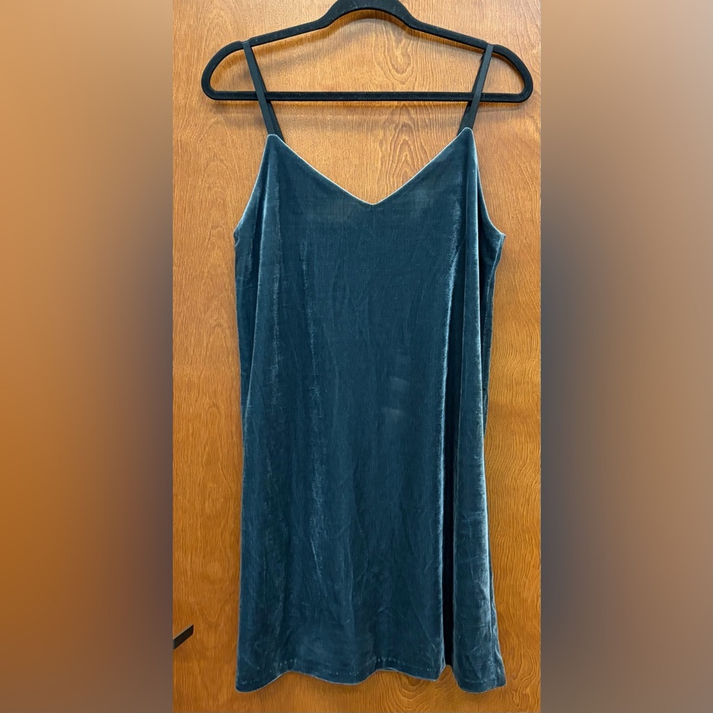 Necessary Objects dark gray velvet/velour adjustable strap mini dress SZ large